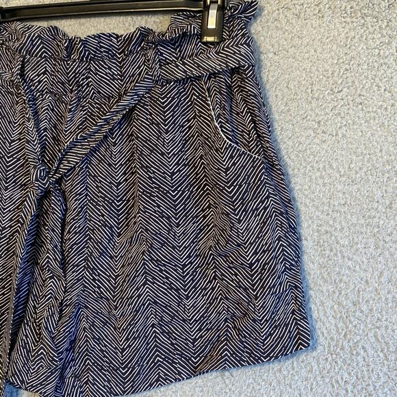 Thread & Supply NWT Woman Ruffle Belted Elastic Zebra Pattern Size Large Shorts - Picture 2 of 9